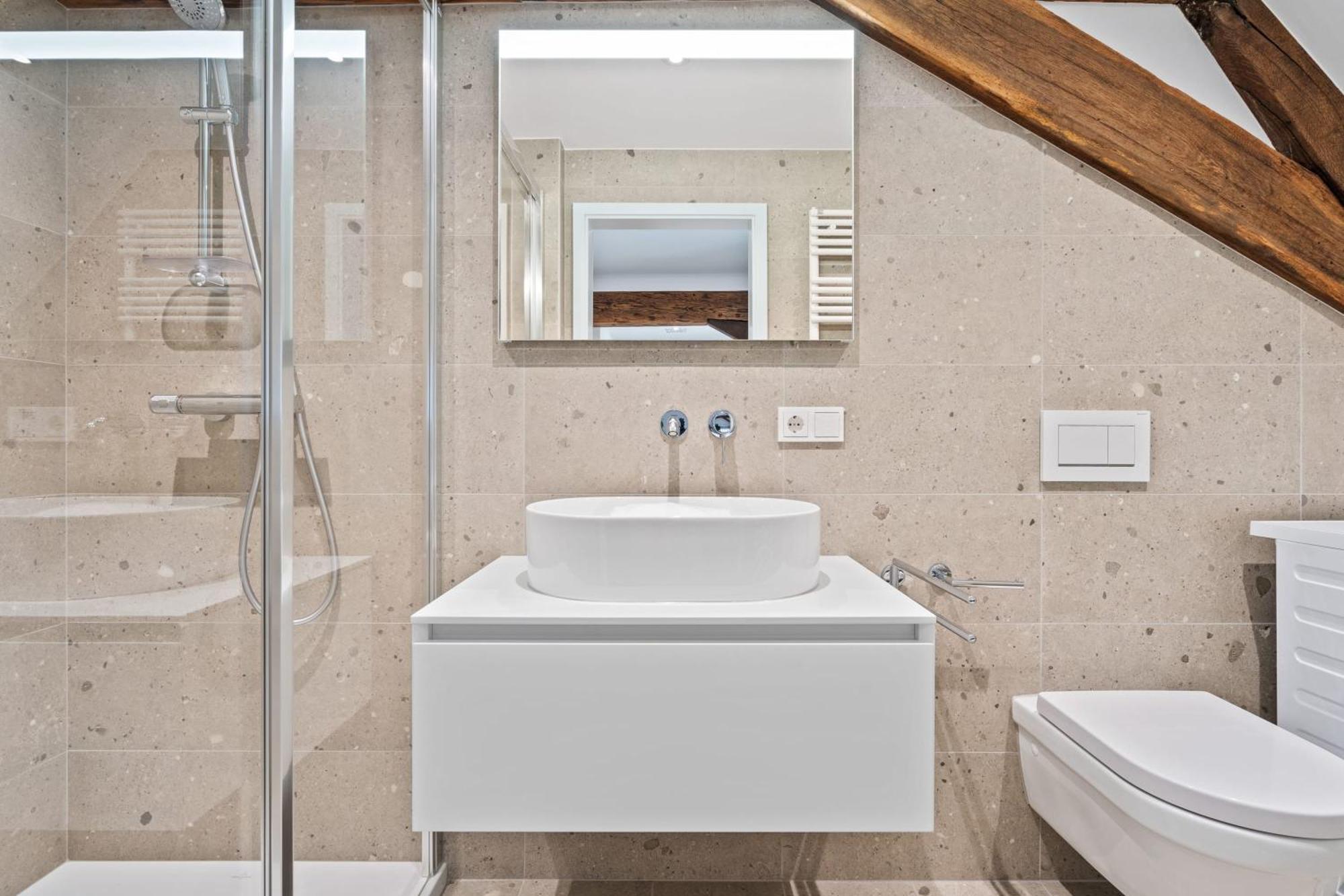 Elegant Clausen Apartment With King Bed & Wifi Luxembourg Extérieur photo